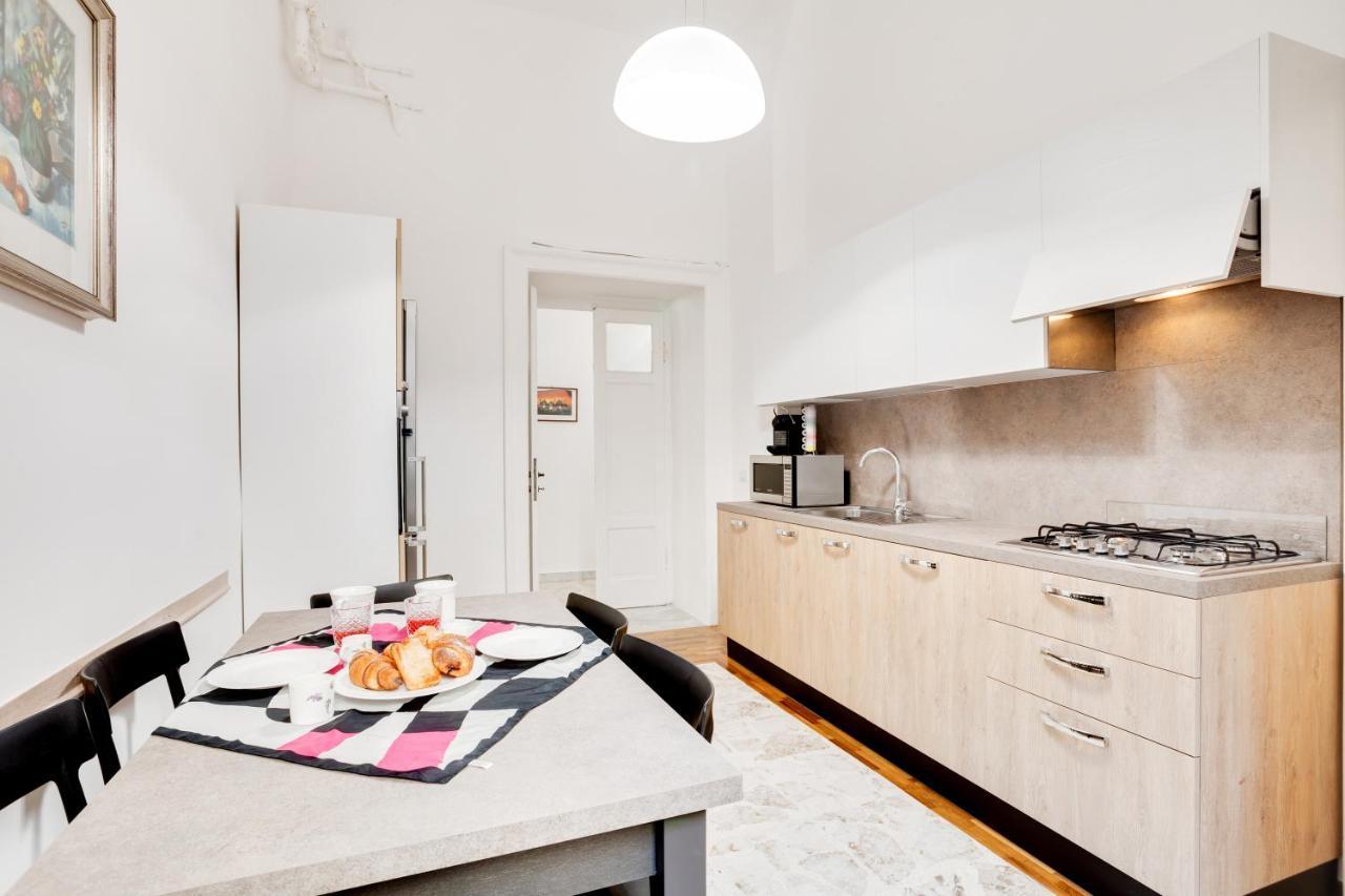 Apartamento Casa Cinzia Lungomare Exclusive Flat Bari Exterior foto